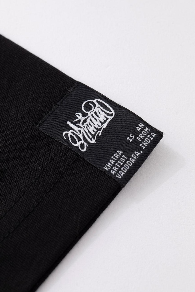 Chrome_Black_Oversized_Tshirt_03.jpg