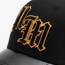 um-varsity-25bc221-blk-5867428.jpg