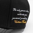 um-varsity-25bc221-blk-7426337.jpg