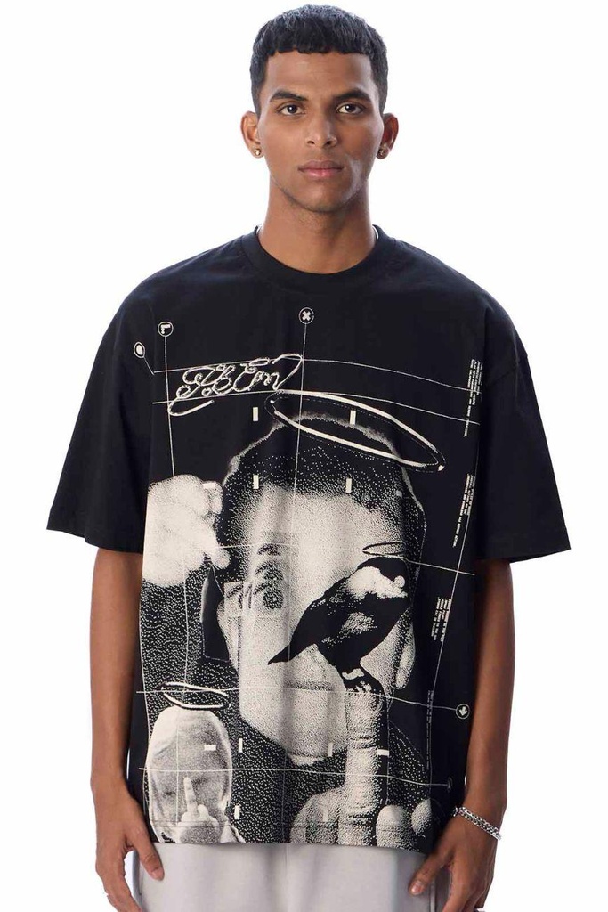 kids-see-ghosts-25tsbf9-bk-xs-267438.jpg