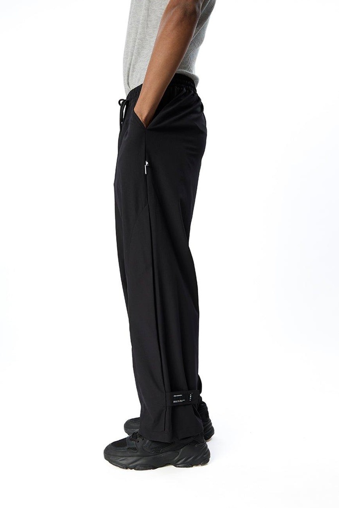 adjustable-cargo-pants-black-um25-crg04-blk-s28-149951.jpg