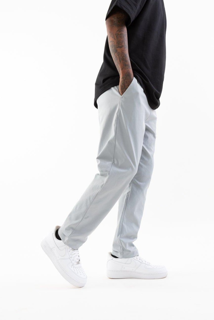 versatile-relaxed-fit-trousers-cloud-gray-um24a-core-pt2-s28-473340.jpg