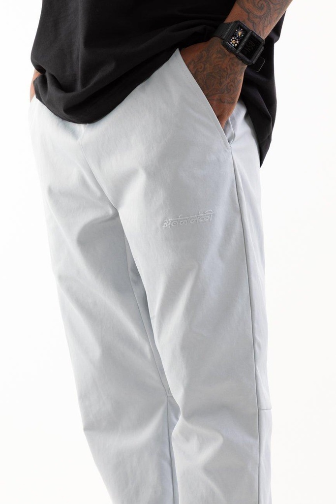 versatile-relaxed-fit-trousers-cloud-gray-um24a-core-pt2-s28-316671.jpg