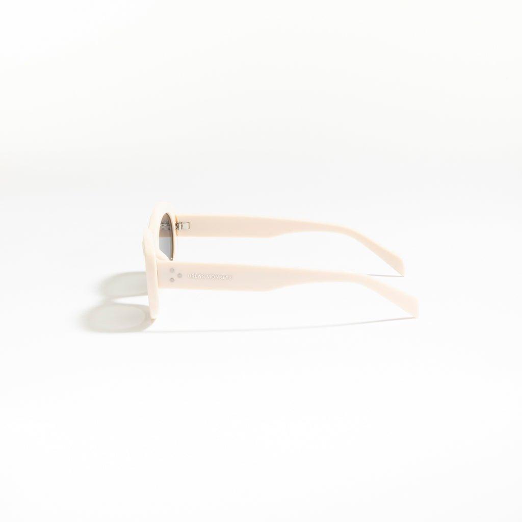 hyperbloom-white-oval-sunglasses-04-933641.jpg