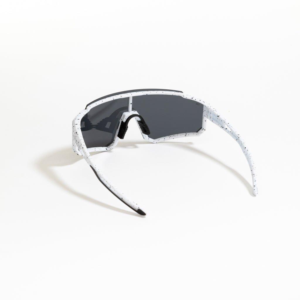 phantom-003-3078-wh-898555.jpg