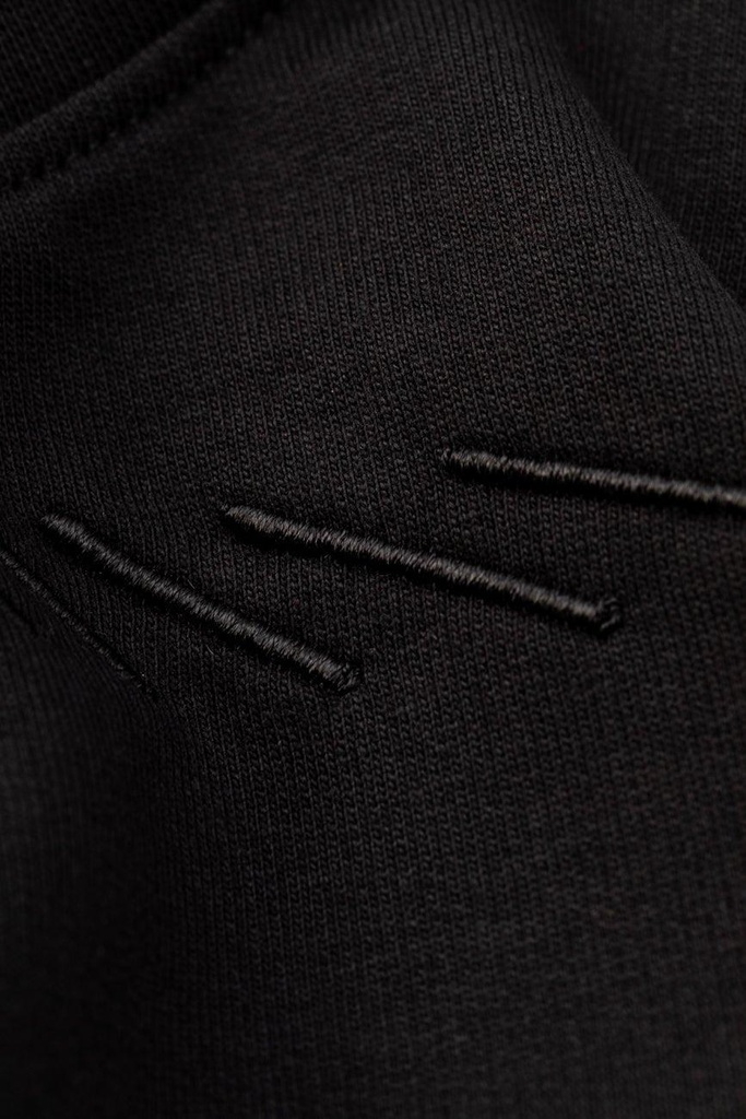 callibration-black-oversized-tshirt-06-794067.jpg
