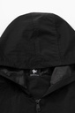 Cayendo-black-nylon-jacket-close-up-01.jpg