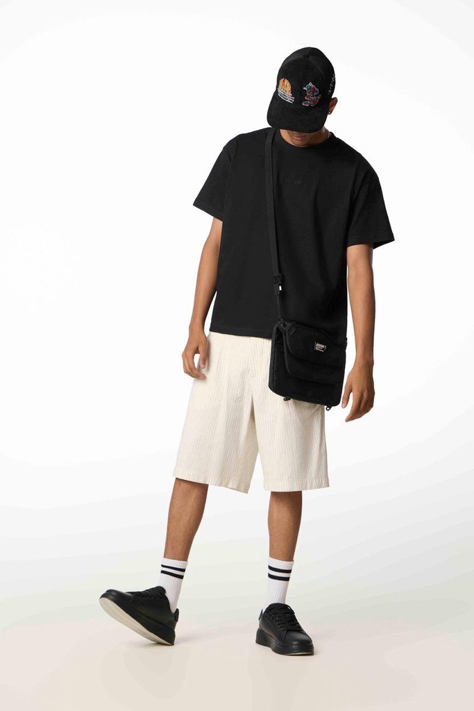 31-01-25_URBAN_MONKEY_Mockup20255.jpg