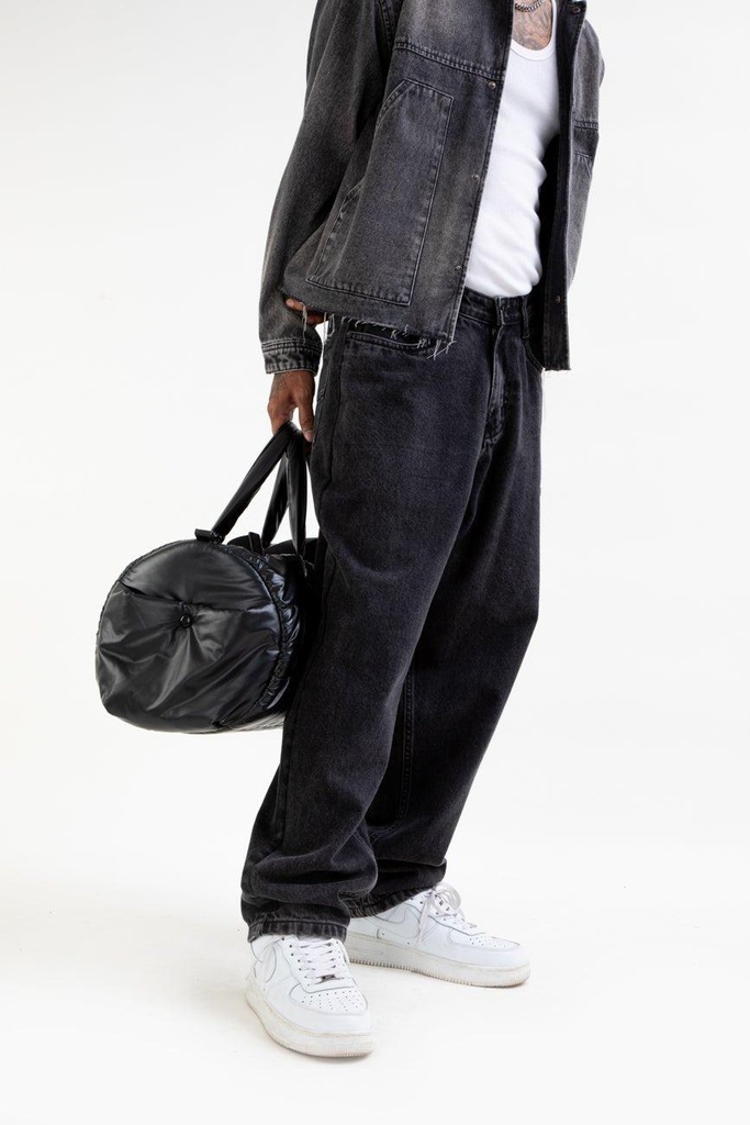 Black-baggy-skater-jeans-06-118987.jpg