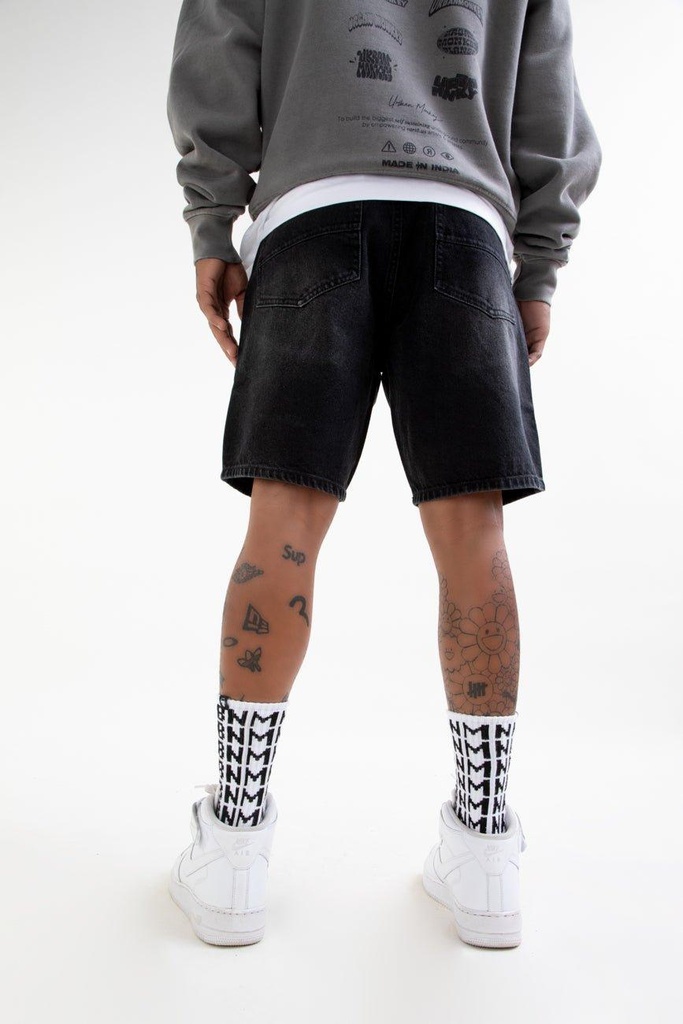 black-denim-shorts-07-312911.jpg