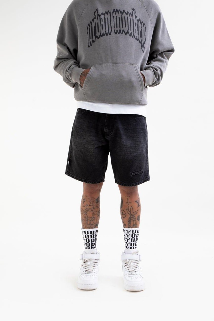black-denim-shorts-01-754239.jpg