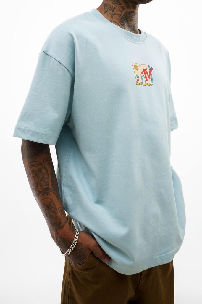 retro-beat-mtv-babyblue-tshirt-02-706625.jpg