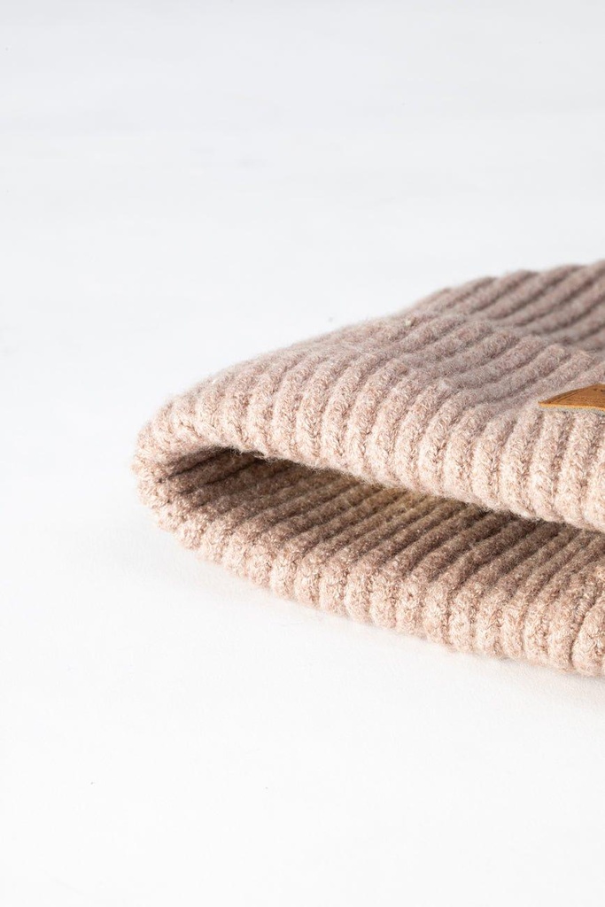 cuffed-beanie-sand-brown-002-687278.jpg