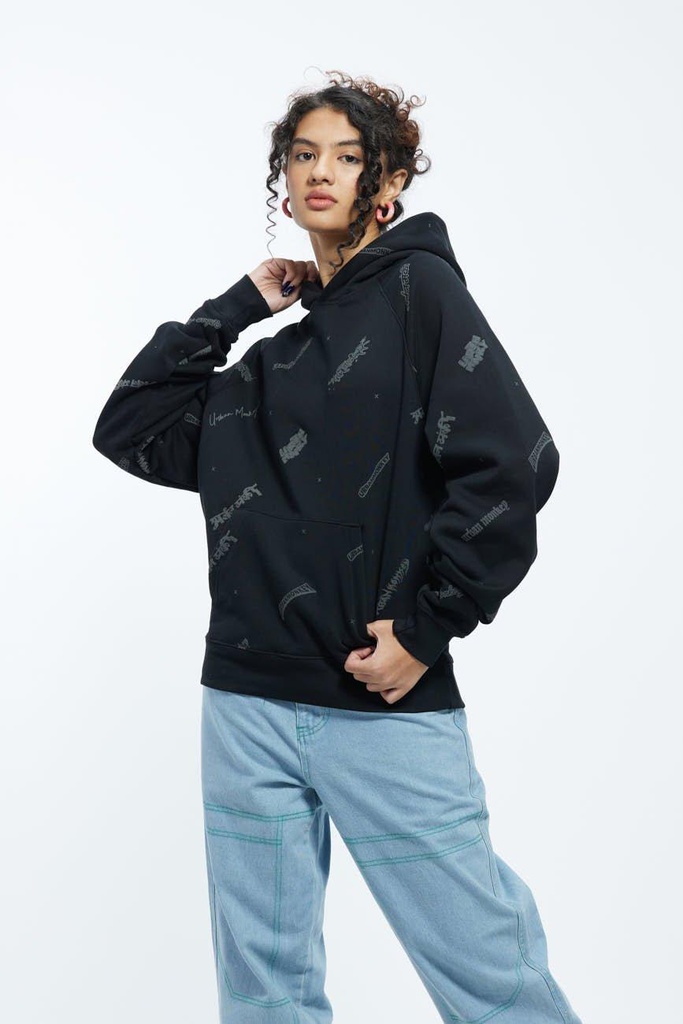 legacy-hoodie-black-model-06-360578.jpg