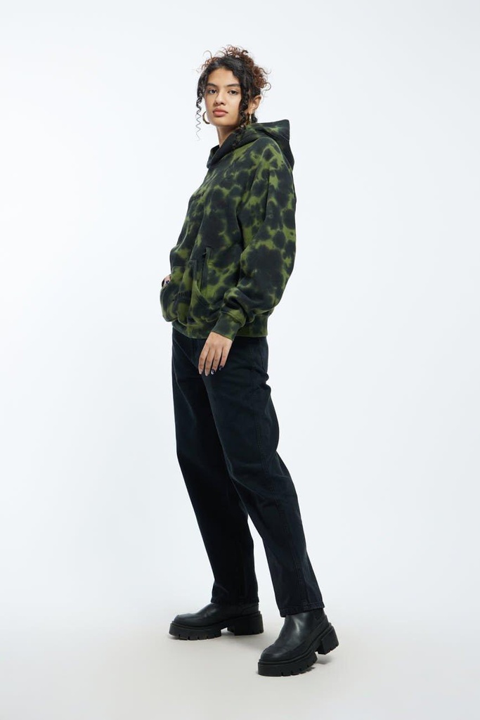 future-hoodie-model-04-973952.jpg