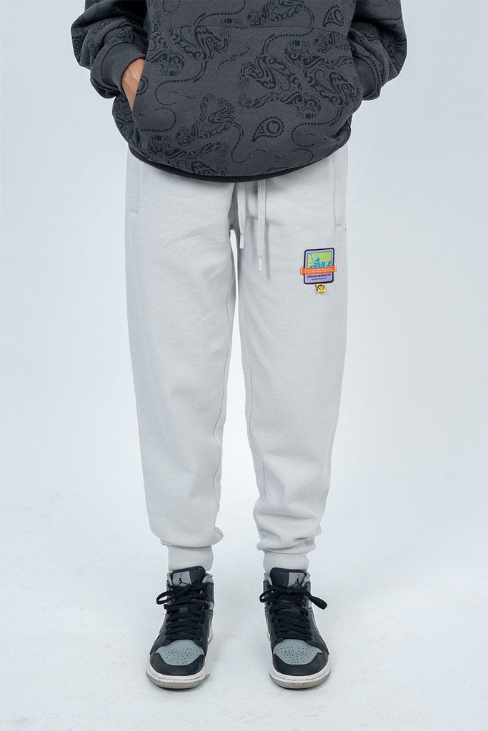essential-joggers-002-model-5.jpg