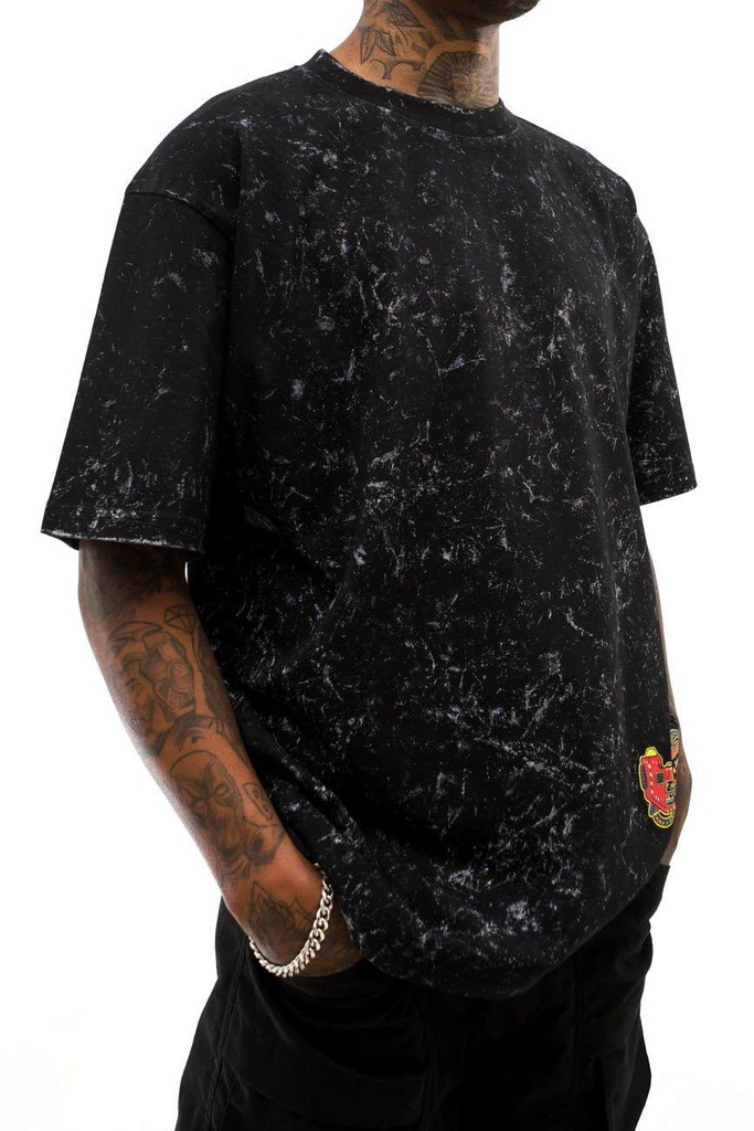 Apogee-black-tshirt-04-707505.jpg
