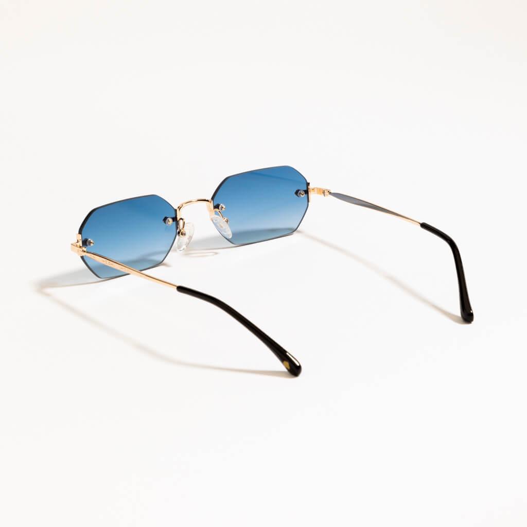 young-thug-003-s31454-blue-826196.jpg