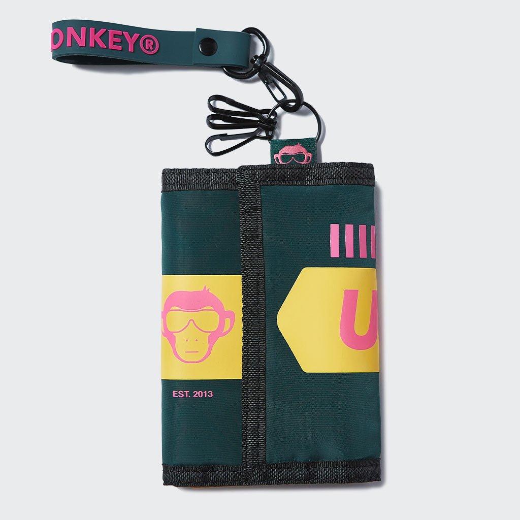 wallet-009-rhw001-dgrn-165376.jpg