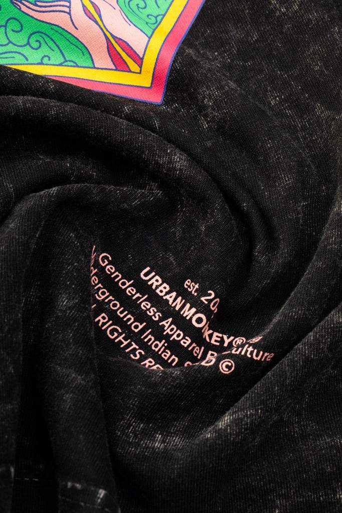 life-is-better-when-you-paint-oversized-acid-wash-black-tshirt-07-180597.jpg