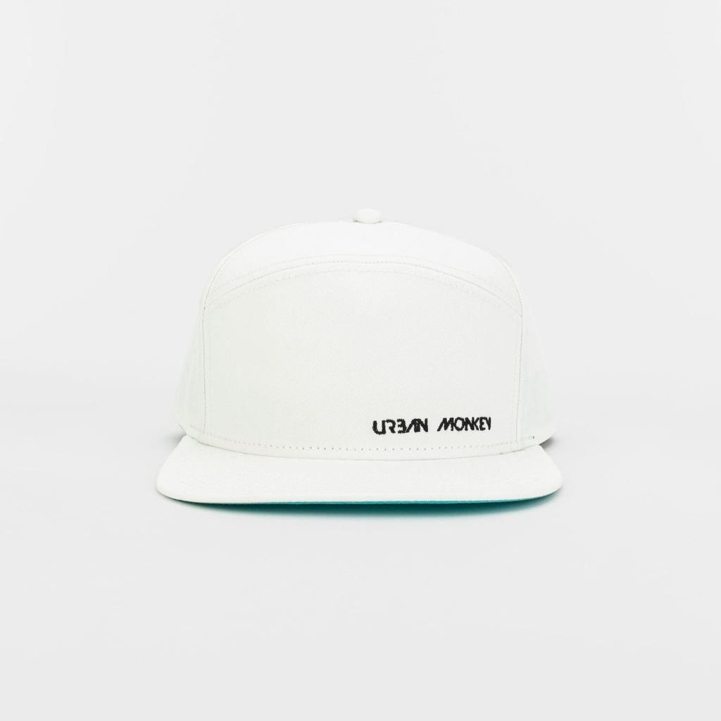 yacht-life-001-umm0001-wh-508810.jpg