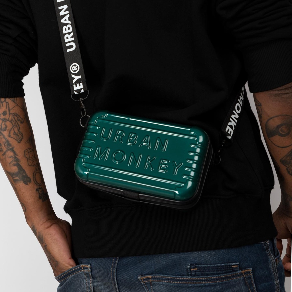 sling-007-umhb002-dgrn-494348.jpg
