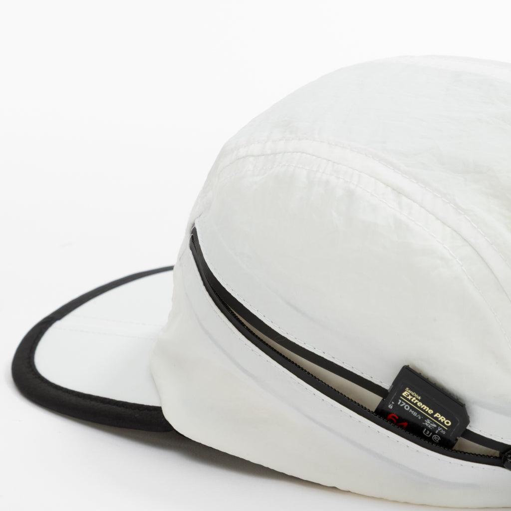 Foldable_outdoor_cap_pocket_white_06.jpg