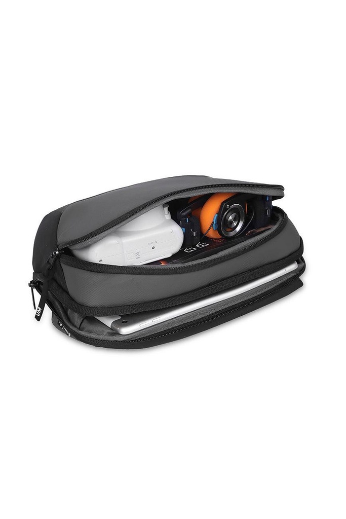 Travel_Sling_Bag_07.jpg