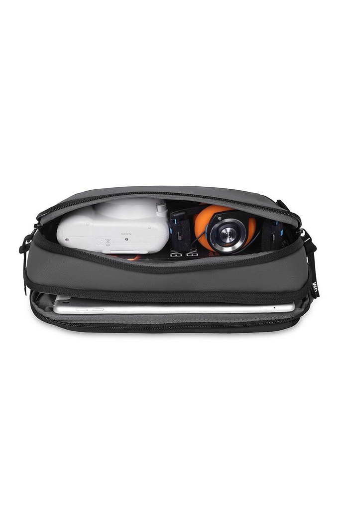 Travel_Sling_Bag_08.jpg