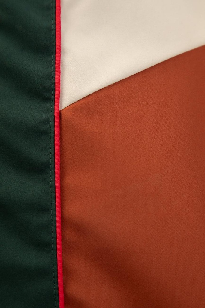 Grand_Prix_Track_Jacket_04.jpg