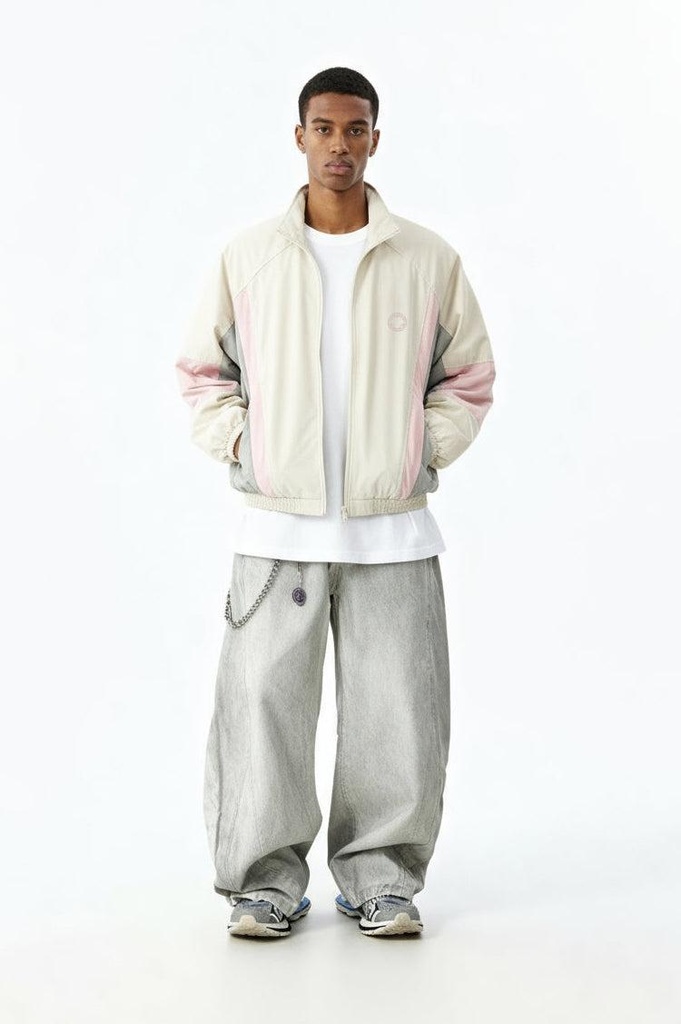 vintage_80s_track_jacket_offwhite_model_04.jpg