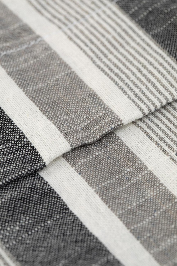 Aero_vent_striped_shirt_07.jpg